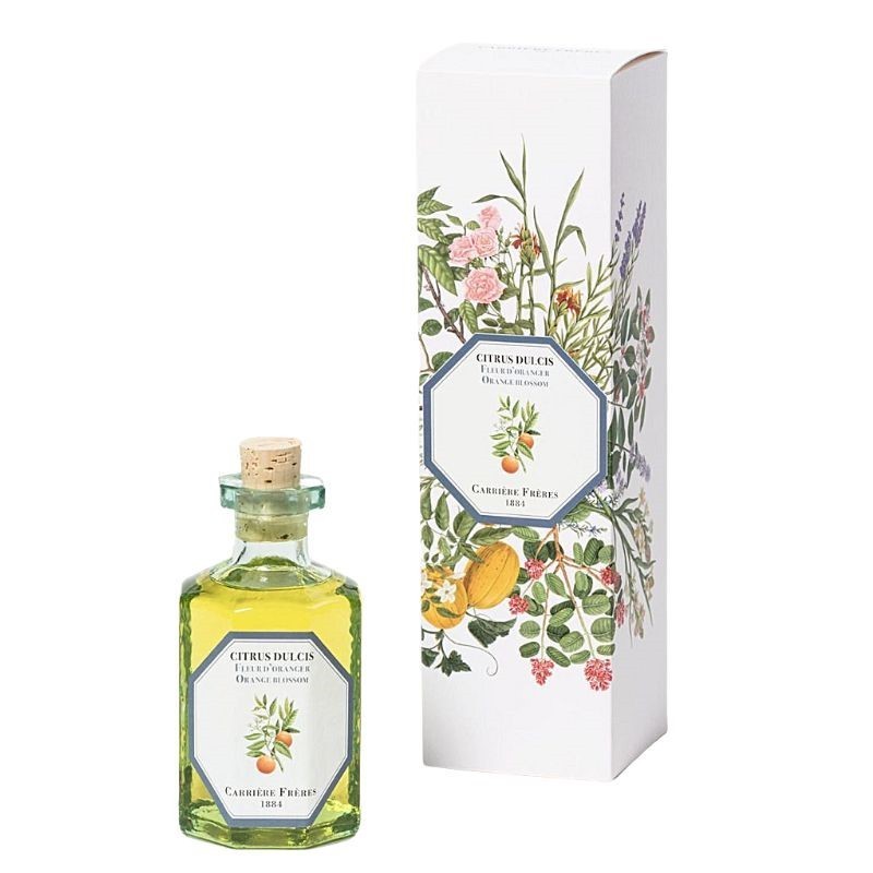 Fleur d'oranger - Diffuseur - Carriere Frères (200 ml) Ode estivale à la légèreté, à la féminité. Fleur d'oranger - Diffuseur - Carriere Frères (200 ml) Ode estivale à la légèreté, à la féminité.
