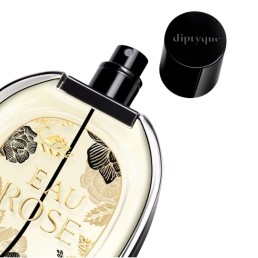 Eau Rose Noël - Eau de parfum - Diptyque (75 ml) Eau rose se pare de son habit de fête en Or